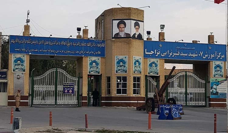 آموزشی ٠٧ کازرون ( شهید سرلشکر سید قنبر ترابی)